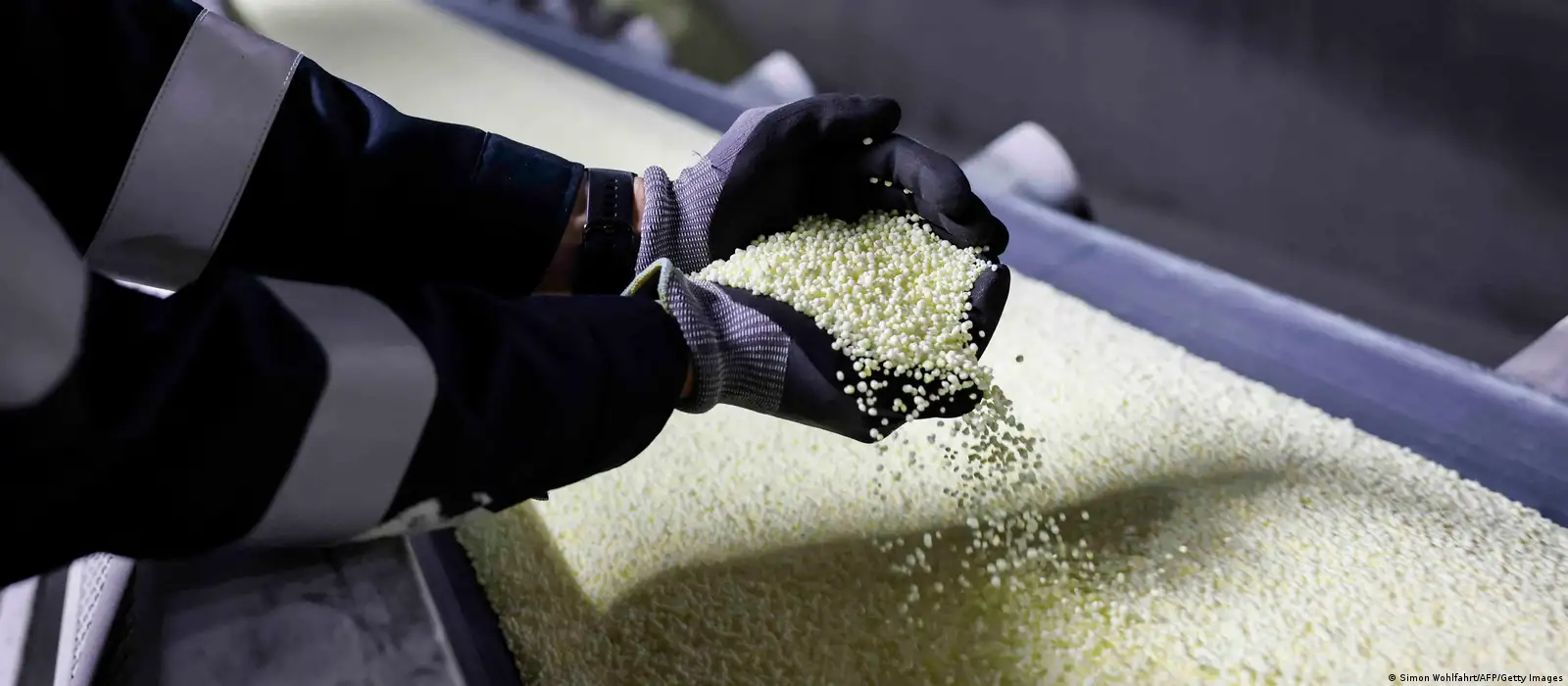 76308083_1006 Iran Conflict Could Trigger Fertilizer Shock With Global Food Impact