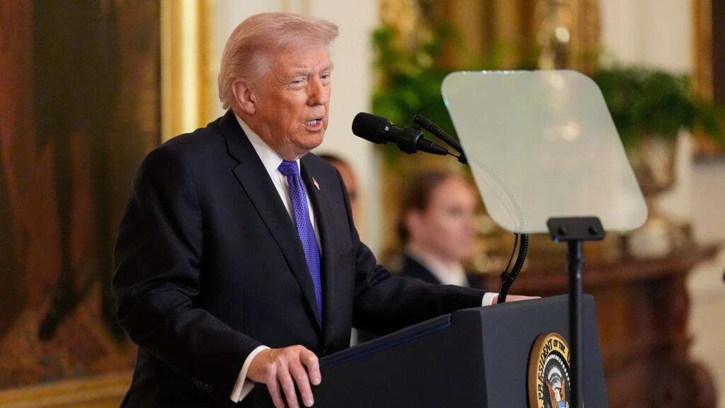 Trump Warns Iran Not to Threaten Global Oil Supply
