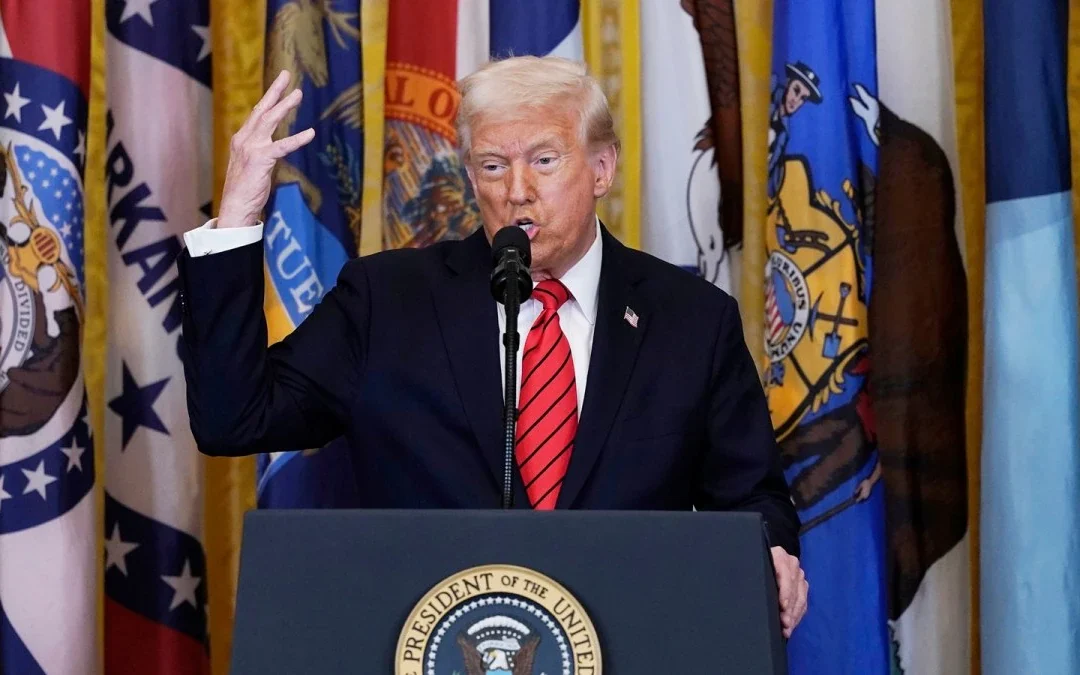 Stock Market Crash in 2026? Tariffs, Valuations, and Fed Warnings Raise Concerns