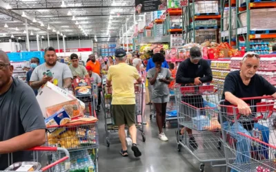 US Retail Sales Rise More Than Expected as Consumers Keep Spending